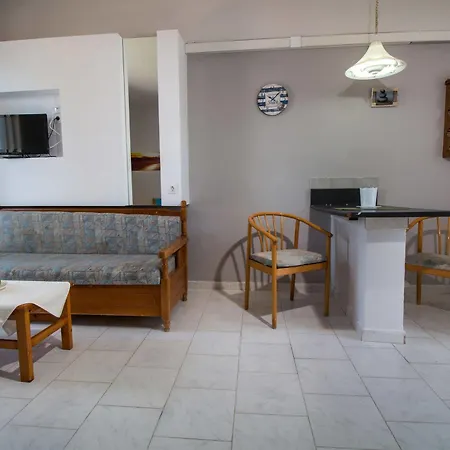 Apartament Kastri